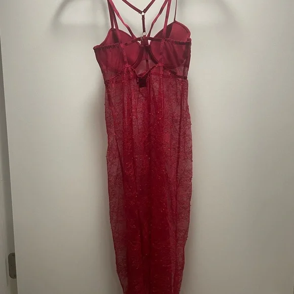 Victoria's Secret Lace Nighty 34C - Picture 2 of 5